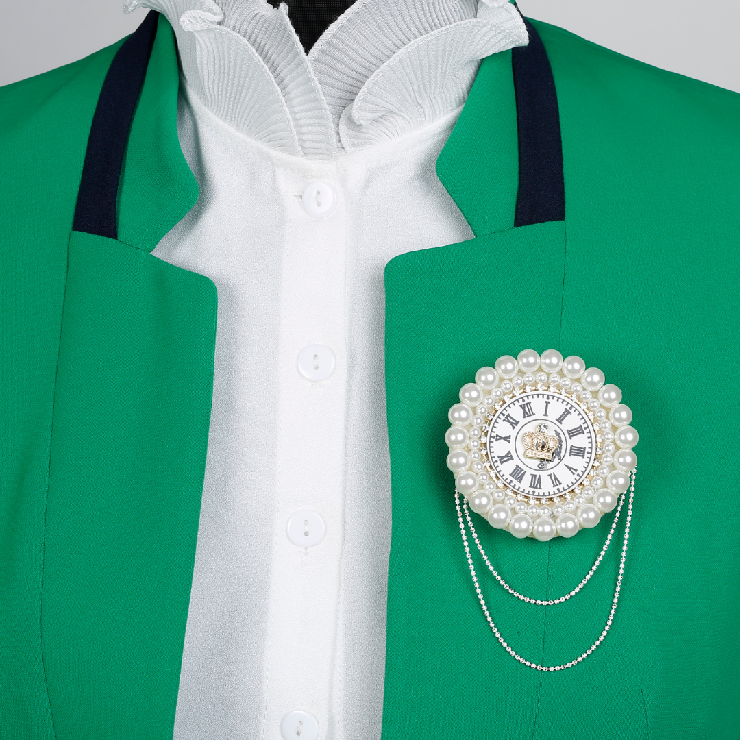 Gleaming Pearls Brooch