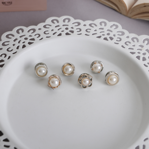 Pearl Dot Studs - Set of 6