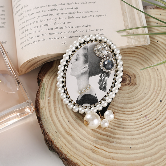 Docile Beauty Brooch